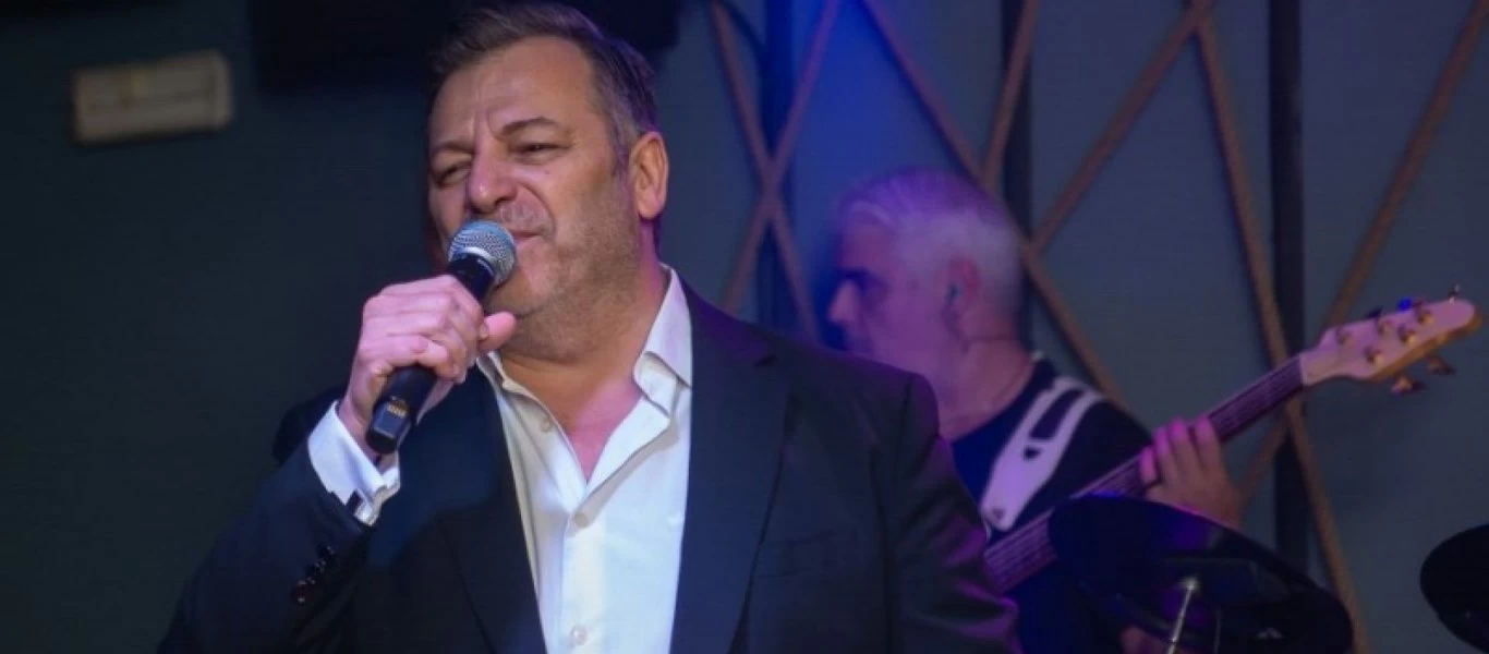 Οταν UFO εισέβαλαν σε βιντεοκλίπ του Γ.Δασκουλίδη - Έστειλε το βίντεο στη NASA (βίντεο)